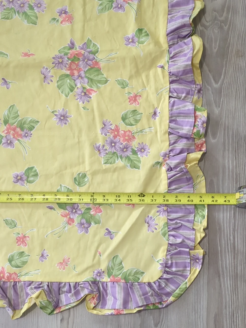 Waverly Garden Room Floral Ruffled Table Topper Tablecloth 36x36 Cottagecore